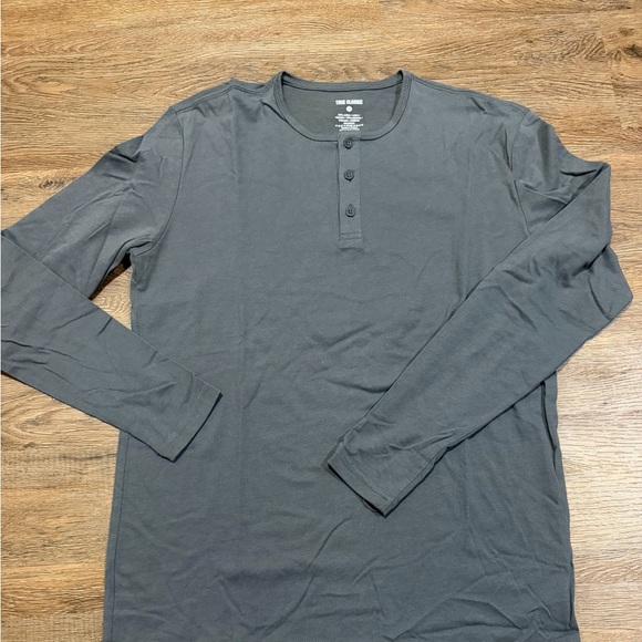 True Classic Men's Henley Shirt 3-Pack - Gray, Dark Gray, Olive - Picture 2 of 5